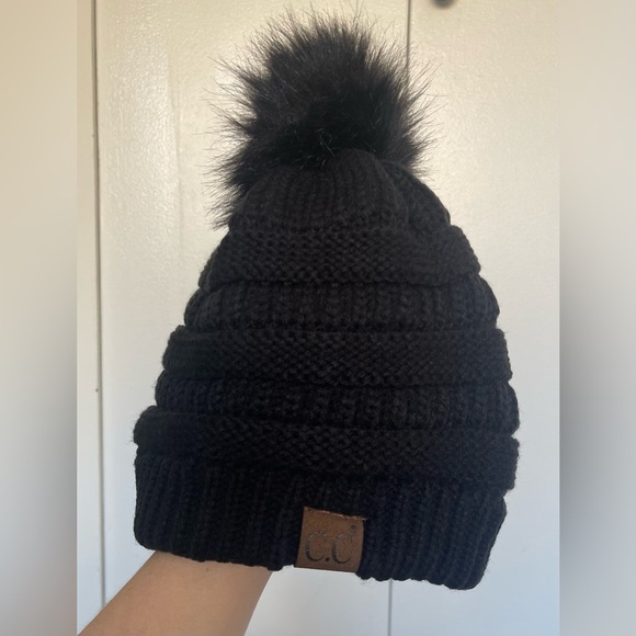 CC Ribbed Knit Beanie with Faux Fur Pom - Black - One Size - Picture 5 of 8